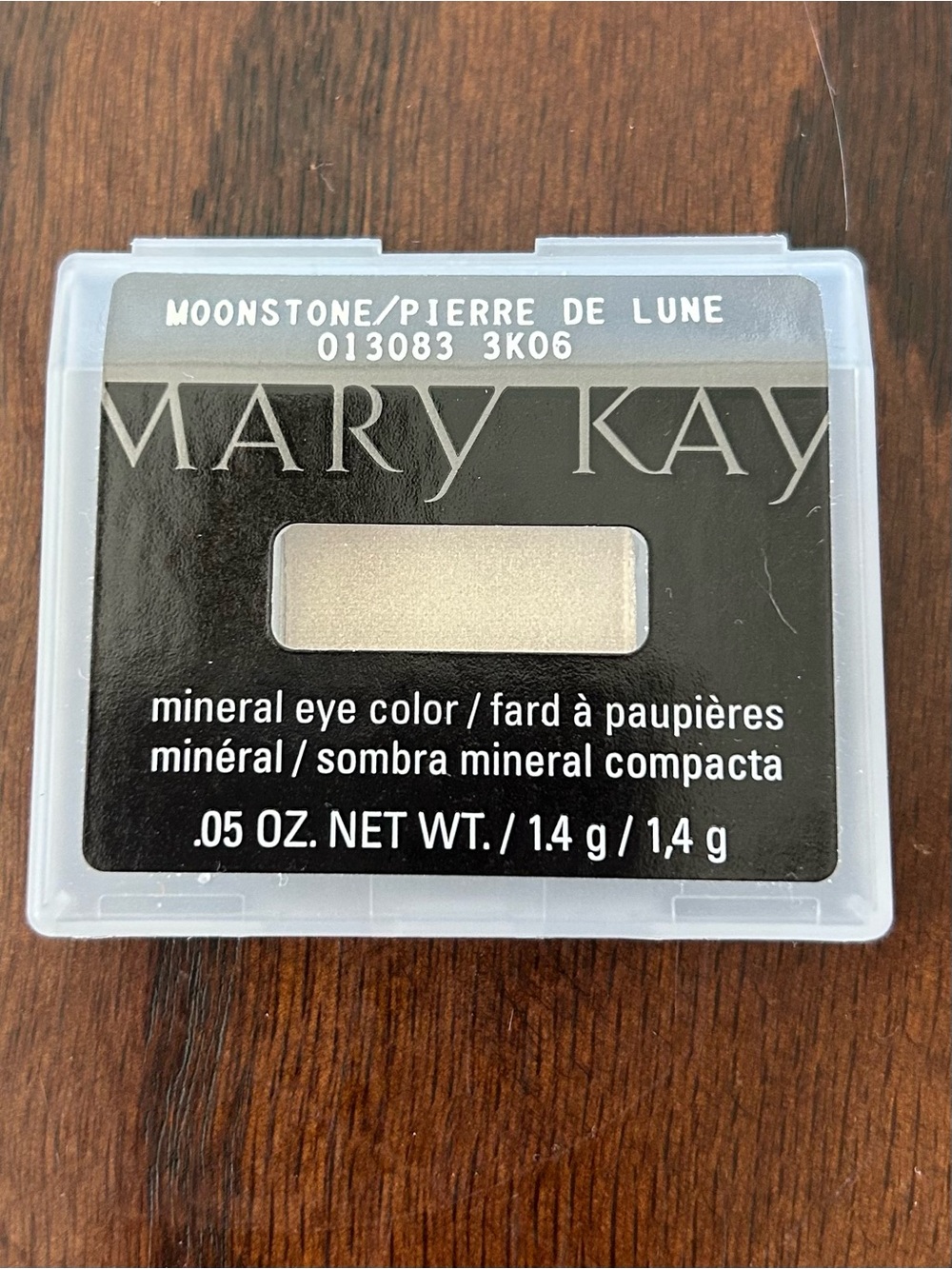 Mary Kay Mineral Eye Color Eye Shadow Moonstone #013083 New Discontinued Retired